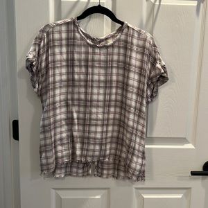 Cloth & Stone Plaid Rayon Fringe Bottom Button Back Blouse - Small